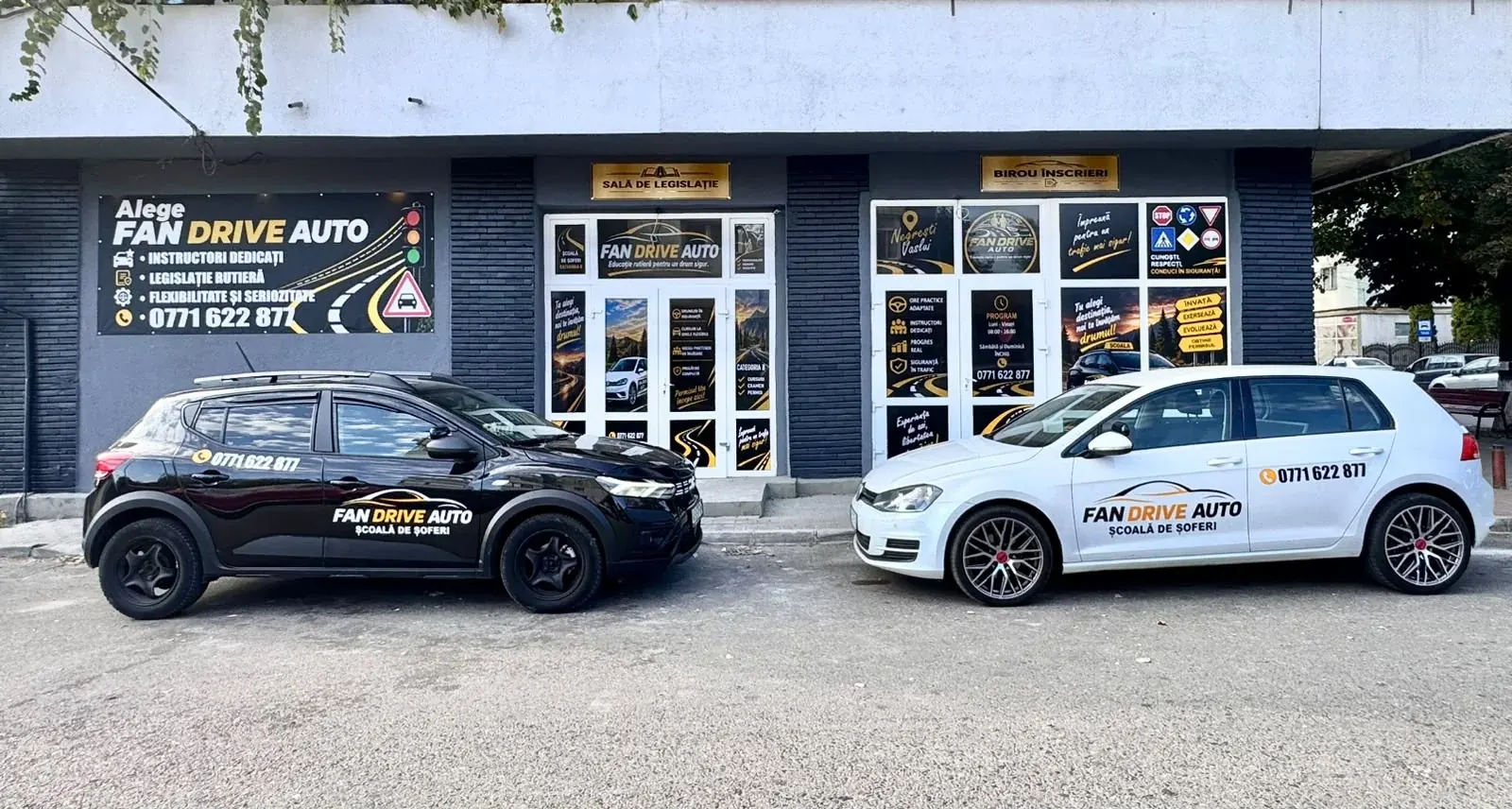 Sediul FAN DRIVE AUTO din Negrești, cu cele două autoturisme ale școlii parcate în față